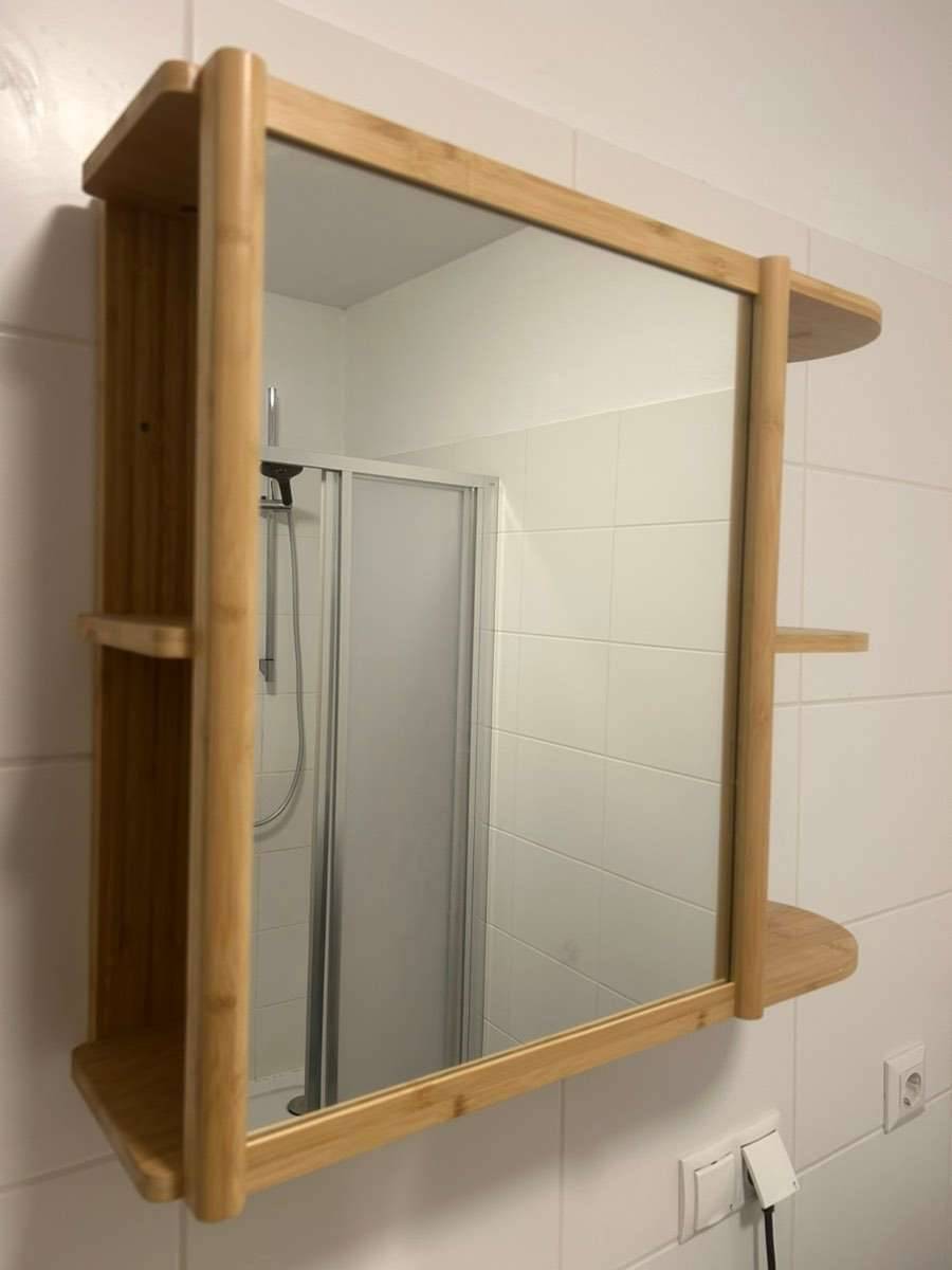 Spiegelschrank Bambus / Holz,  30,- (8020 Eggenberg) - willhaben