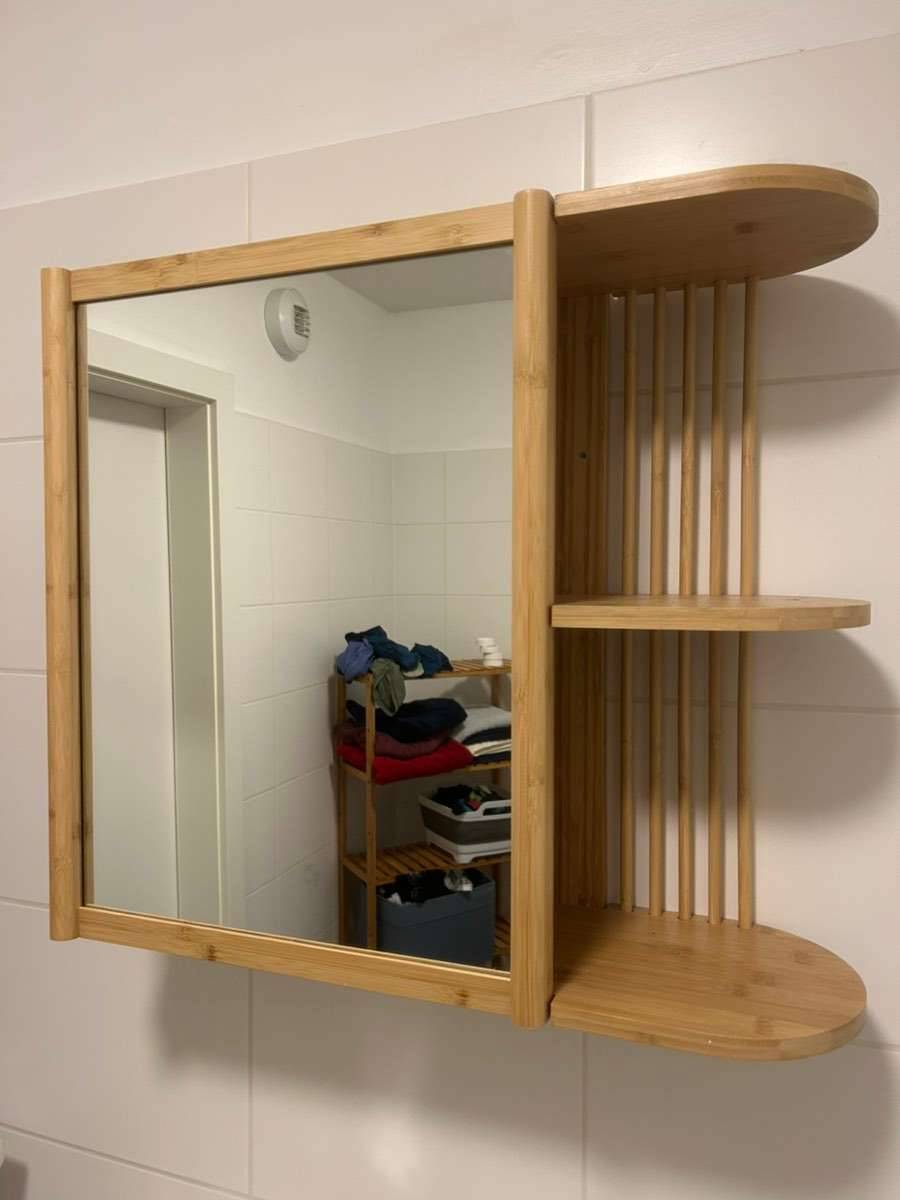 Spiegelschrank Bambus / Holz,  30,- (8020 Eggenberg) - willhaben