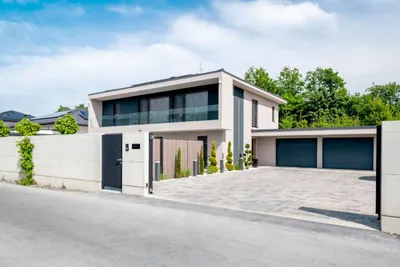 Haus kaufen in Klagenfurt – 251 m², € 1.990.000 – Bild 2 von 19