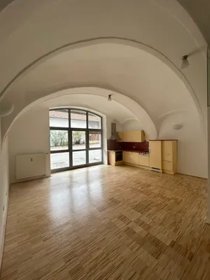 1-Zimmer-Wohnung mieten in Linz Land – 83 m², € 999 – Bild 3 von 8