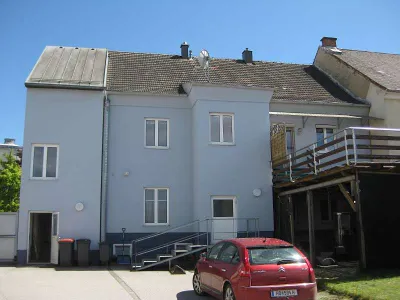 10-Zimmer-Haus kaufen in Gmünd – 280 m², € 268.000 – Bild 4 von 26