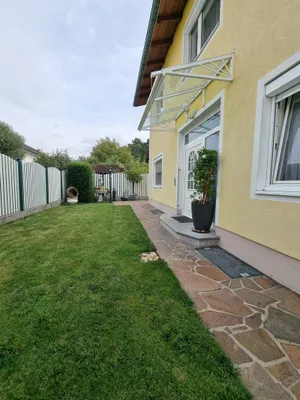 6-Zimmer-Haus kaufen in Linz Land – 202 m², € 599.000 – Bild 2 von 22
