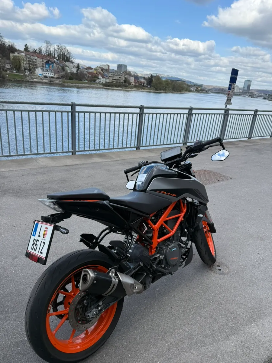 KTM 390