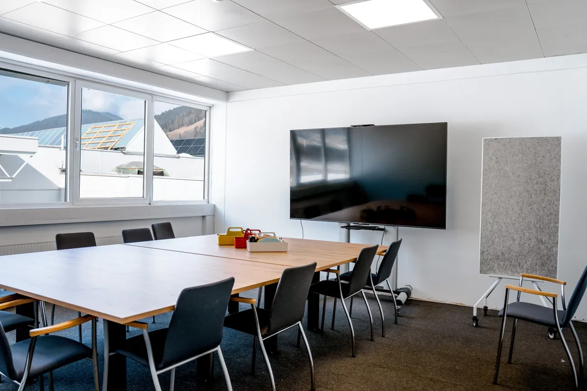 Helle, abschließbare Büros und Coworking-Arbeitsplätze im Ennspark - Ansicht 2