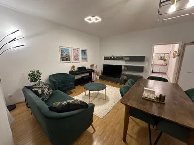 Günstige, unbefristete, provisionsfreie 2-Zimmer Wohnung