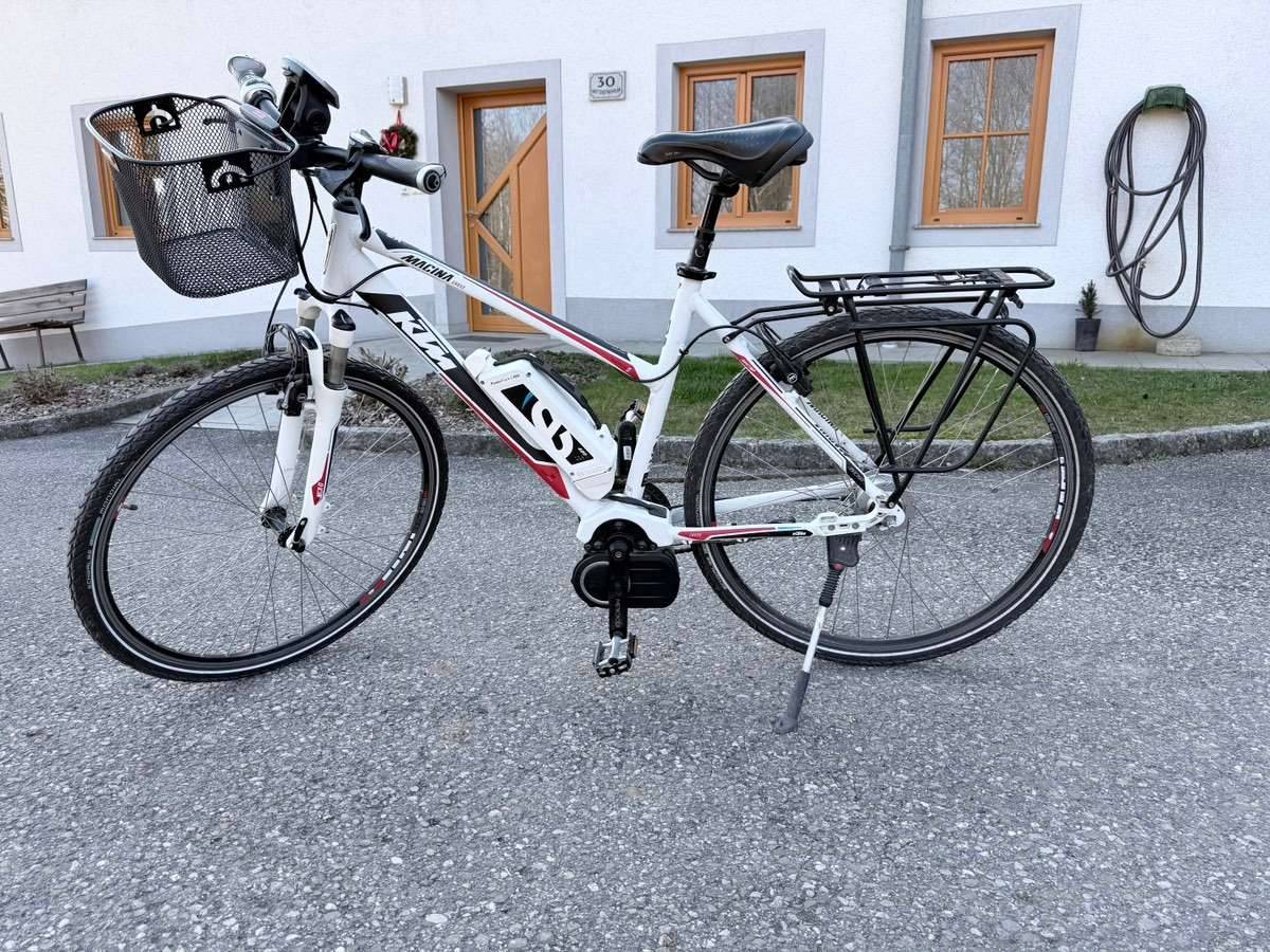 KTM Macina Cross E-Bike fr Damen,  500,- (4074 Stroheim) - willhaben