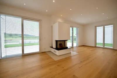 4-Zimmer-Haus mieten in Neusiedl am See – 220 m², € 4.240 – Bild 11 von 28