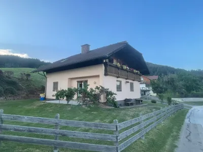5-Zimmer-Haus mieten in Sankt Veit an der Glan – 160 m², € 1.350