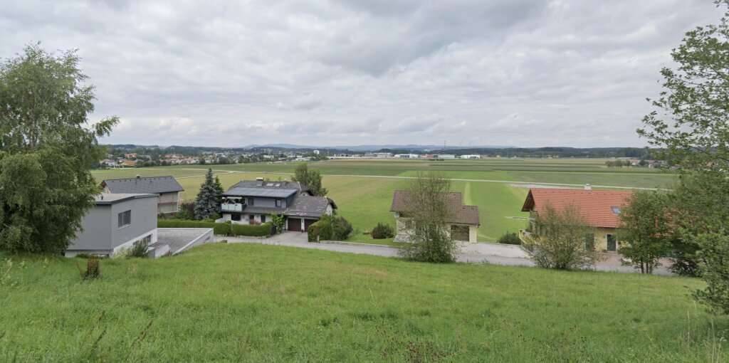 Traumhafte Doppelhaushälfte in Schörfling am Attersee - Ihr Erstbezug wartet! - Ansicht 2
