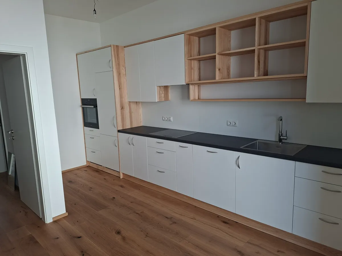 Neu renovierte Wohnung 80m² mit Balkon – pohled 3
