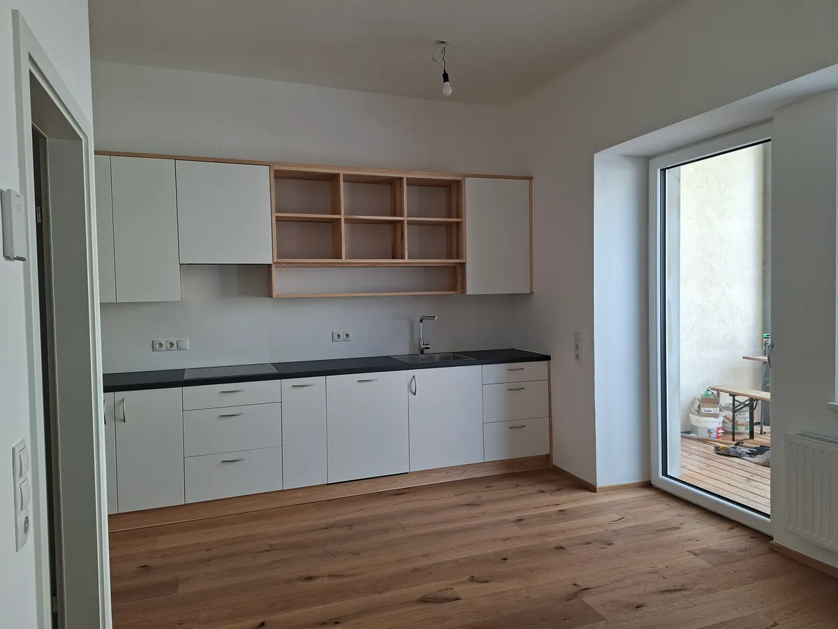 Neu renovierte Wohnung 80m² mit Balkon – pohled 2