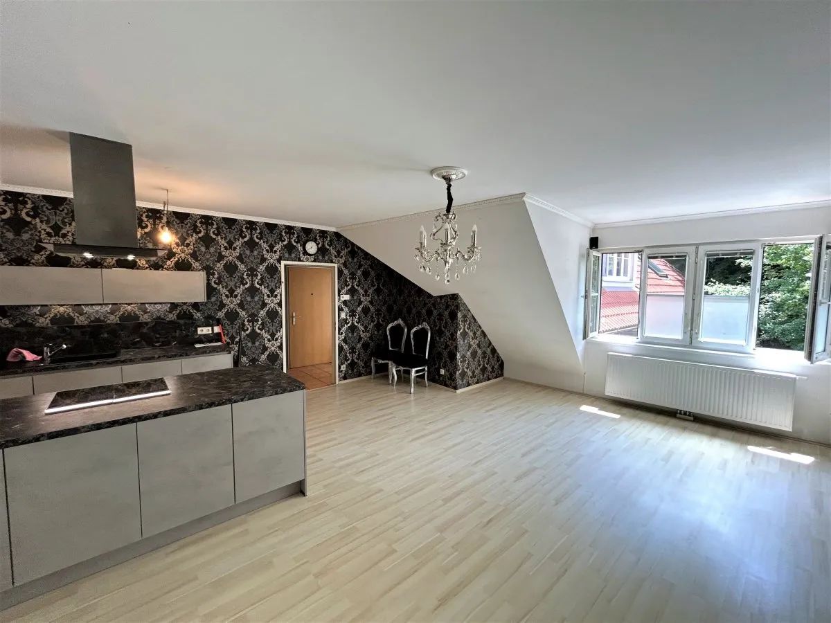 [06766] Helle und großzügige 4-Zimmer Wohnung – pohled 2