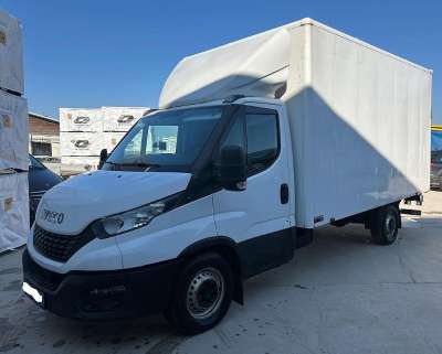 IVECO Daily 35S16 ** mit Ladebordwand ** Transporter / Kastenwagen