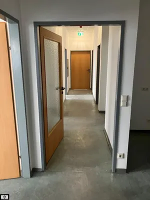 9-Zimmer-Gewerbeimmobilie mieten in Mödling – 1 796 m², € 13.361 – Bild 8 von 11