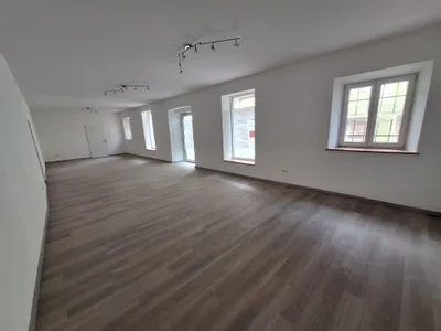 1-Zimmer-Gewerbeimmobilie mieten in Sankt Veit an der Glan – 60 m², € 711 – Bild 2 von 9