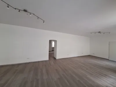 1-Zimmer-Gewerbeimmobilie mieten in Sankt Veit an der Glan – 60 m², € 711 – Bild 5 von 9