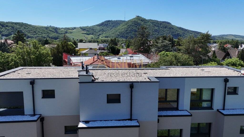 Reihenmittelhaus mit 5 Zimmer, Garten, 2 Terrassen - Erstbezug!, Wien