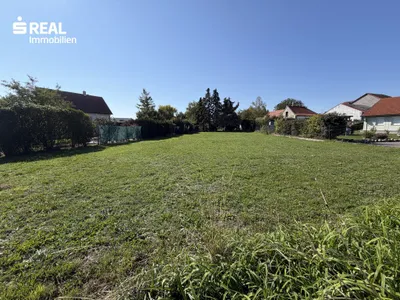 Grundstück kaufen in Neusiedl am See – 735 m², € 176.400 – Bild 2 von 8