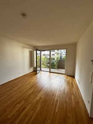 1030 Trienna: 2-Zimmer-Wohnung mit Loggia in Hofruhelage - Provisionfrei – Bild 2