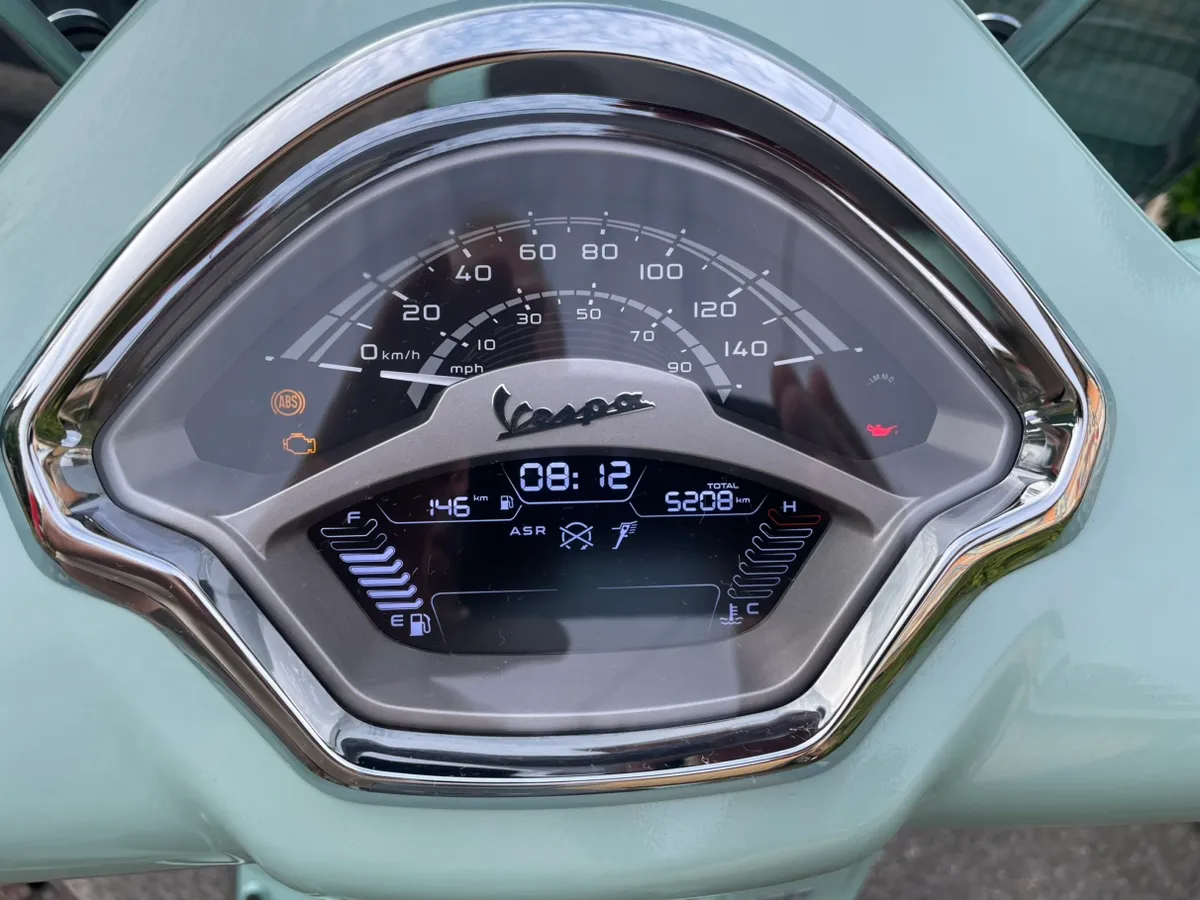 Vespa GTS