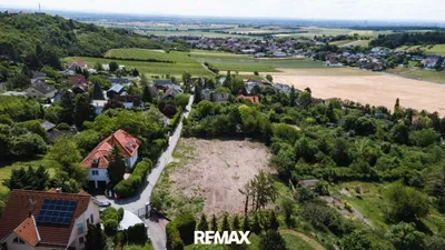 Grundstück kaufen in Korneuburg – 2 414 m², € 1.999.998