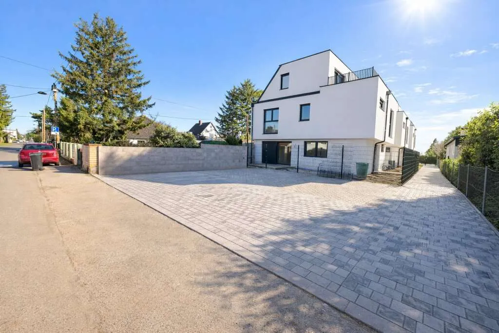 Familienglück in Essling - Ihr neues Eigenheim mit Garten & Dachterrasse, Wien