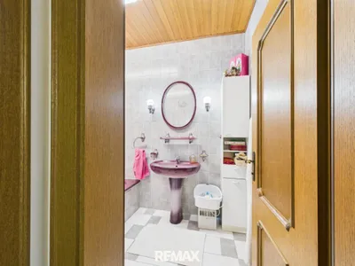 6-Zimmer-Gewerbeimmobilie kaufen in Bruck an der Leitha – 416 m², € 349.000 – Bild 27 von 32