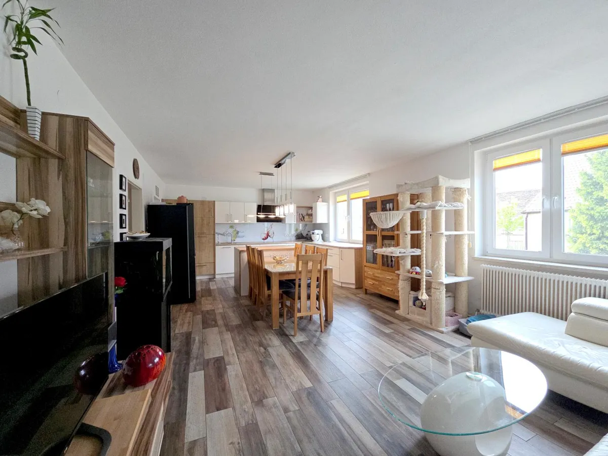 RESERVIERT! 2042 Großnondorf: Geräumiges Einfamilienhaus mit Zubau (ideal für gewerbliche Nutzung oder Einliegerwohnung) - View 2