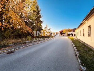Grundstück kaufen in Korneuburg – 654 m², € 165.000 – Bild 2 von 6