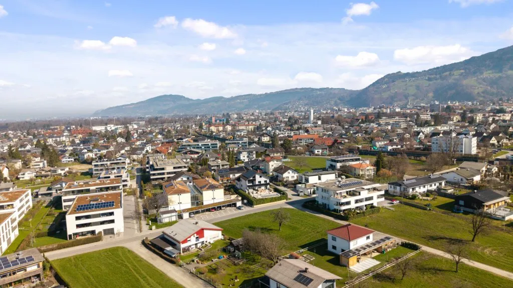Großzügiges Baugrundstück 1591m² in Dornbirn - Ihr Traum vom Eigenheim wartet! - Ansicht 2