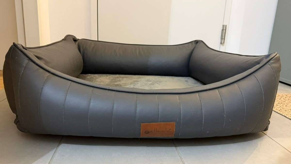 Leder Hundebett,  60,- (8055 Graz) - willhaben