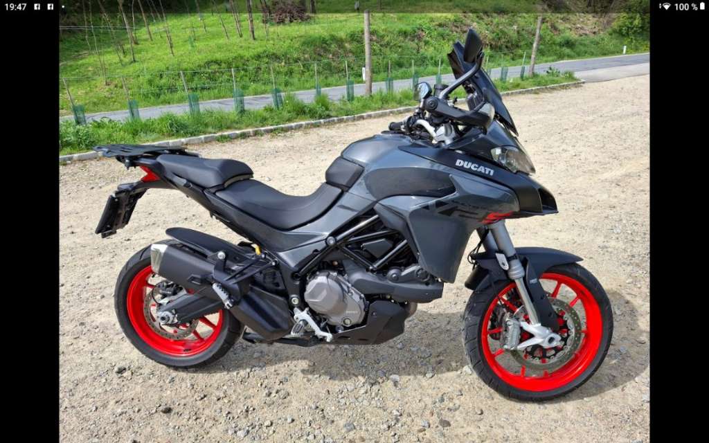 Ducati Multistrada V2S Travel Tourer