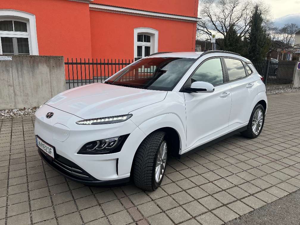 Hyundai Kona Elektro 64kWh Trend Line SUV / Geländewagen