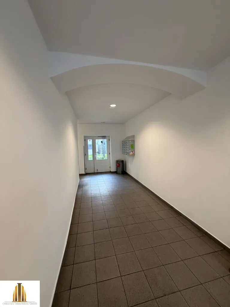 TOP-LAGE! Helle und Ruhige 2 Zimmer im 2. Liftstock nächst U-Bahn – pohled 3