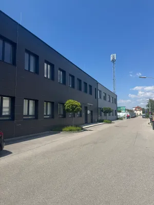 Gewerbeimmobilie mieten in Linz Land – 443 m², € 12 – Bild 2 von 12