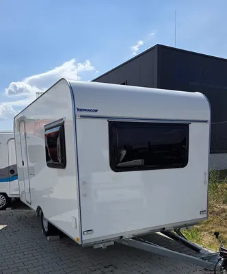 Wohnwagen Niewiadow Lazur 4