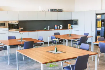 2-Zimmer-Gewerbeimmobilie mieten in Krems Land – 265 m², € 3.600 – Bild 5 von 13