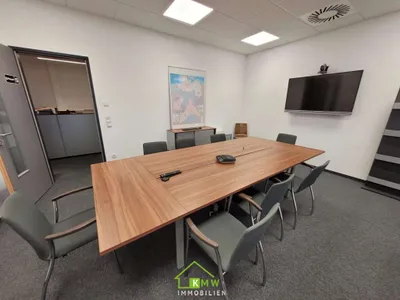 2-Zimmer-Gewerbeimmobilie mieten in Krems Land – 265 m², € 3.600 – Bild 8 von 13