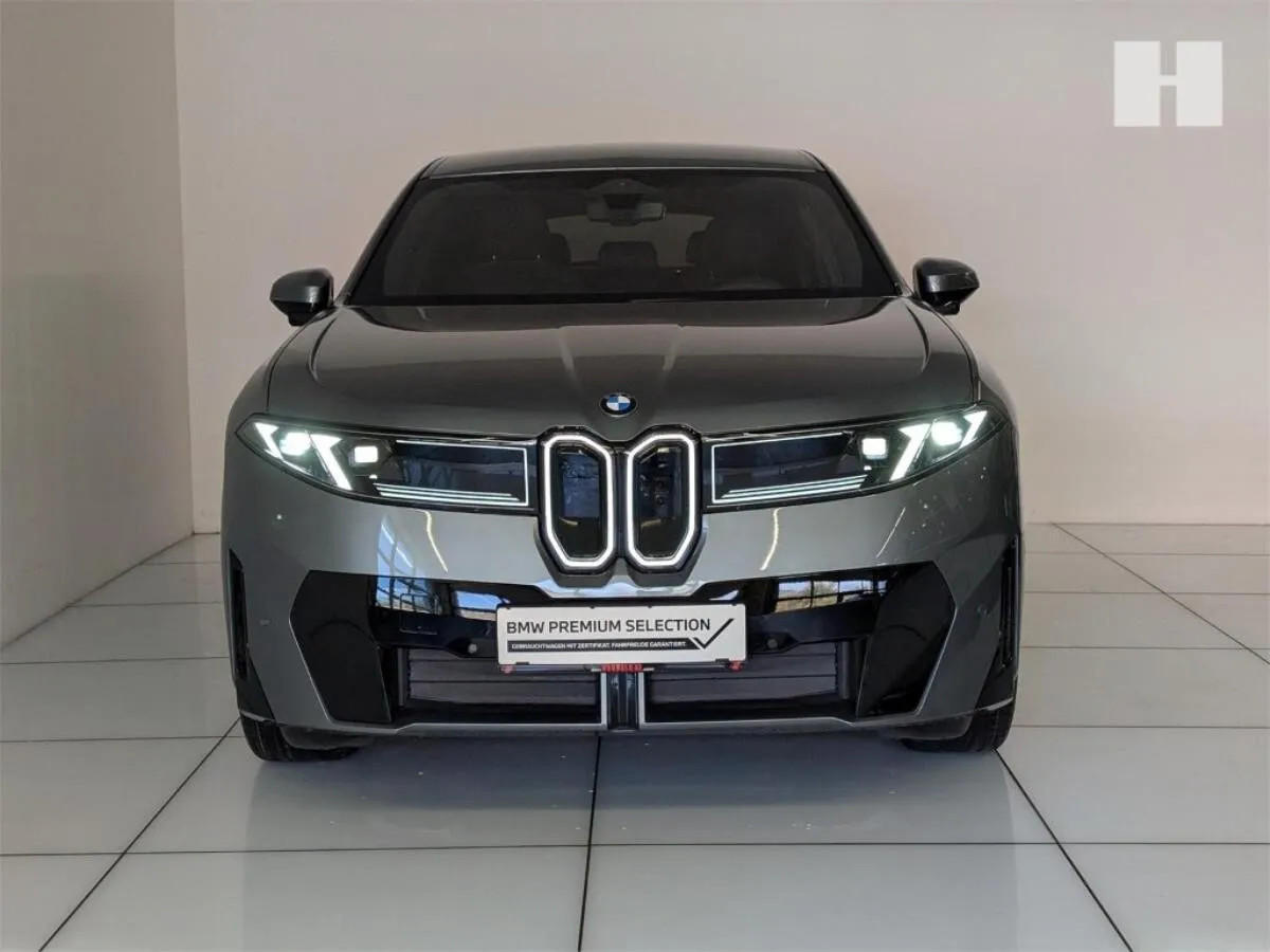 BMW Ix3 photo 3