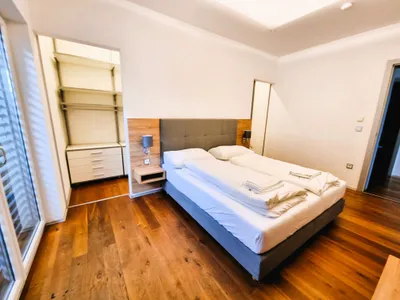 6-Zimmer-Immobilie kaufen in Linz – 220 m², € 1.890.000 – Bild 10 von 32