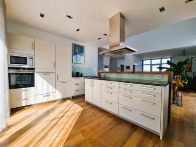 6-Zimmer-Immobilie kaufen in Linz – 220 m², € 1.890.000 – Bild 11 von 32