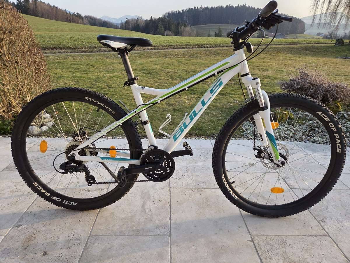 Bulls Mountainbike Damen Rahmengre 46 cm/ Rad 27,5 Zoll,  285,- (5302  Eugendorf) - willhaben