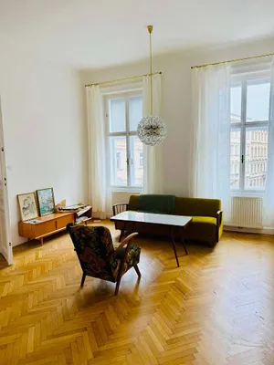 NEW IN VIENNA? Room in breathtaking 5 room appt in the vibrant 6th district – Bild 3