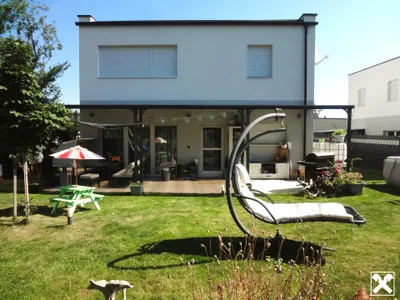 5-Zimmer-Haus kaufen in Neunkirchen – 147 m², € 490.000 – Bild 1 von 18