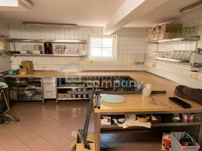 Gewerbeimmobilie mieten in Mödling – 120 m², € 13 – Bild 7 von 10