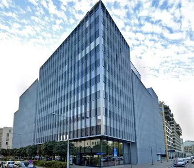 Gewerbeimmobilie mieten in Wien – 1 624 m², € 17 – Bild 1 von 2