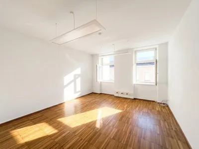 Großzügige 5-Zimmer-Wohnung | Fußbodenheizung & Klimaanlage – Bild 3