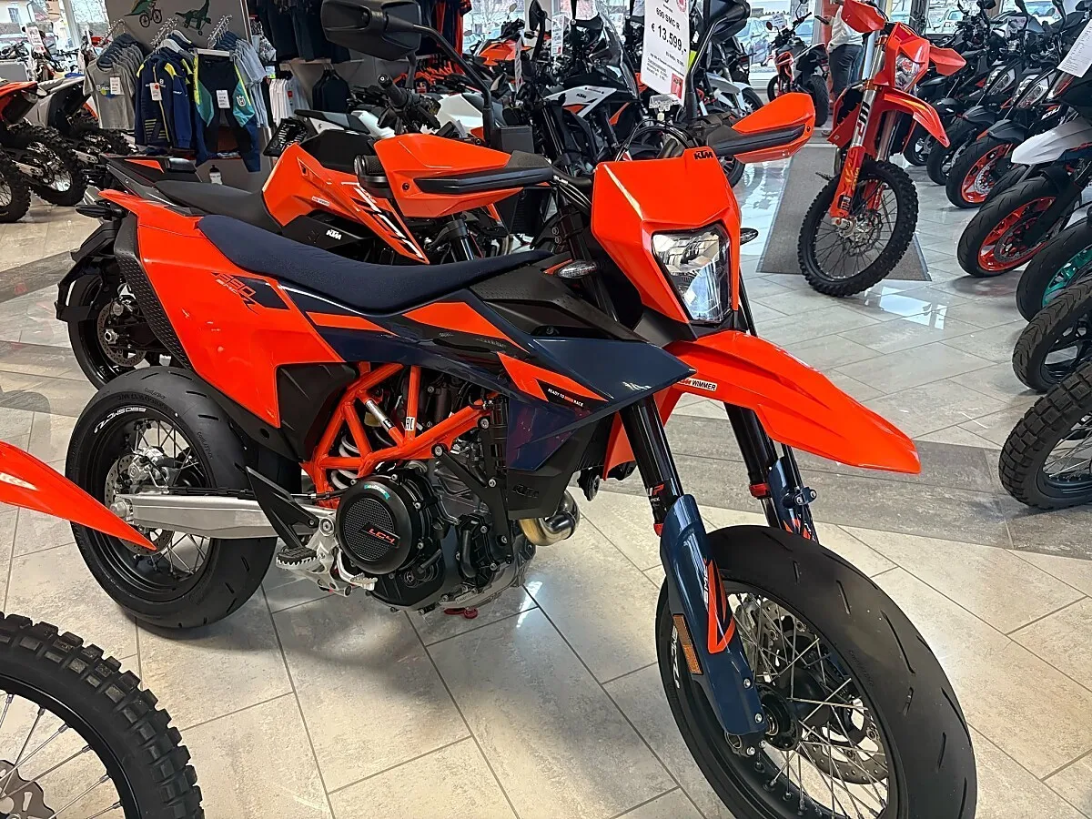 KTM 690