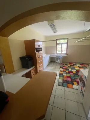 5-Zimmer-Gewerbeimmobilie mieten in Wolfsberg – 90 m², € 750 – Bild 2 von 10