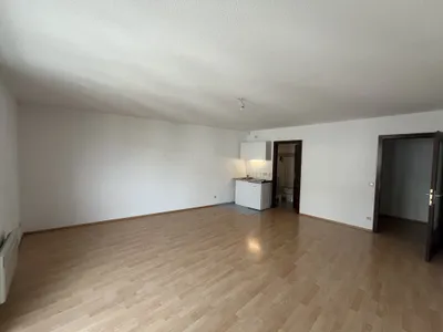 AUGASSE: HELLE 1-ZIMMER-WOHNUNG MIT BALKON – Bild 3
